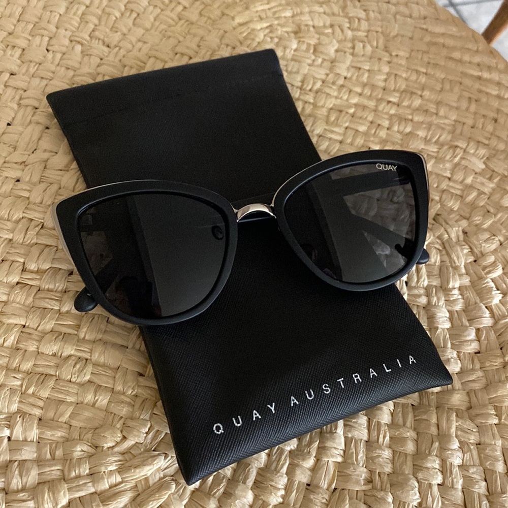 QUAY Australia black cat eye sunglasses